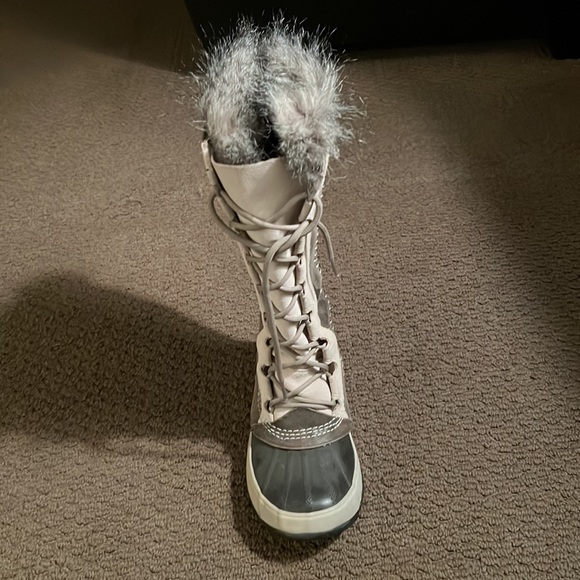 Sorrel Women’s tall winter boots. Size 7. - Picture 8 of 8